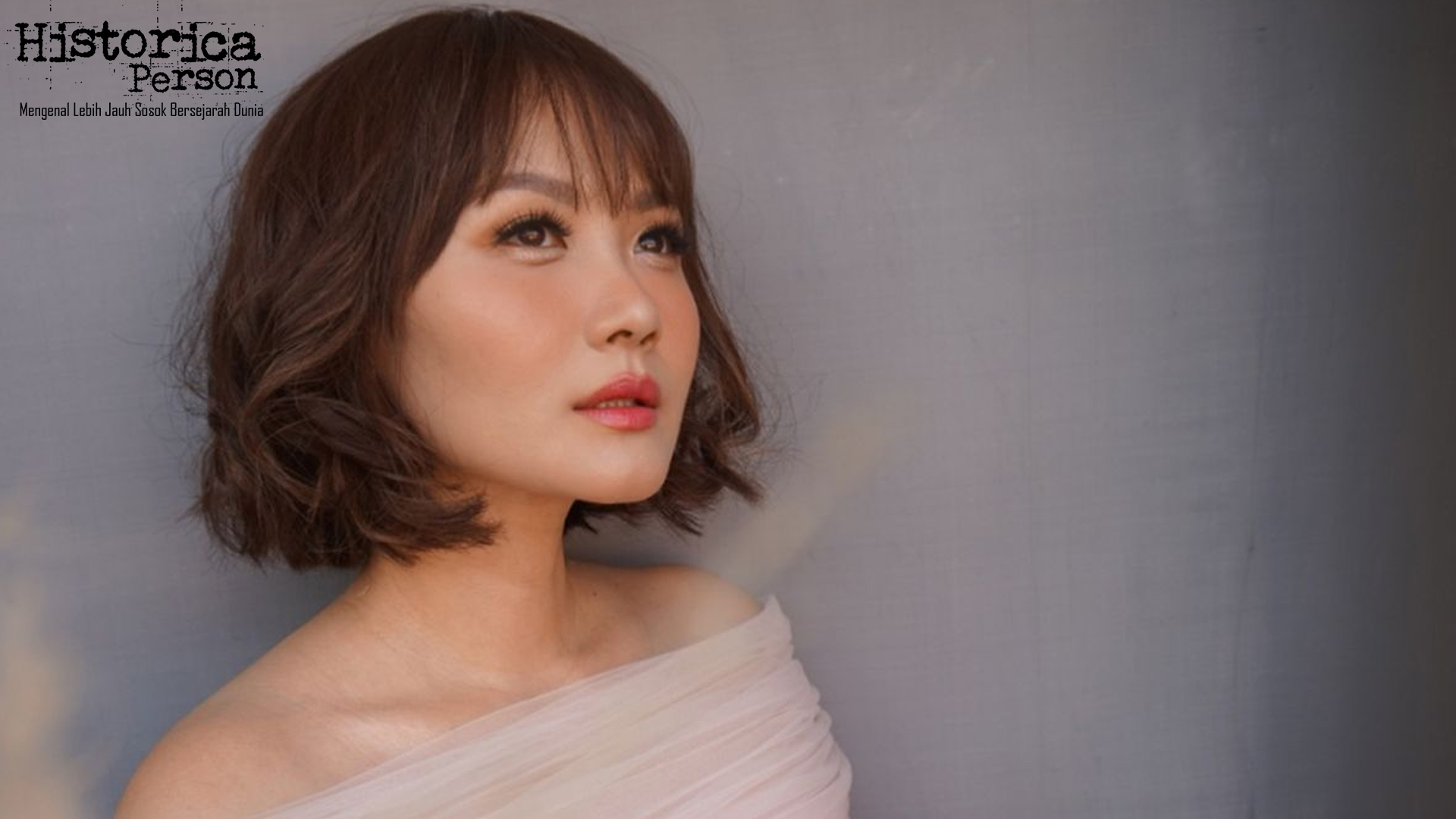 Mendalami Musik dan Pesona Alena Wu: Karya Menggetarkan
