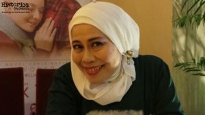 Dewi Yull: Inspirasi Generasi Lewat Lirik yang Menyentuh