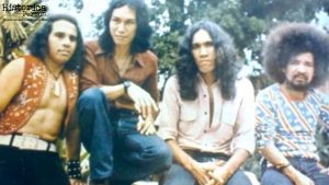 Fakta Unik Penyanyi AKA Band yang Jarang Diketahui Publik