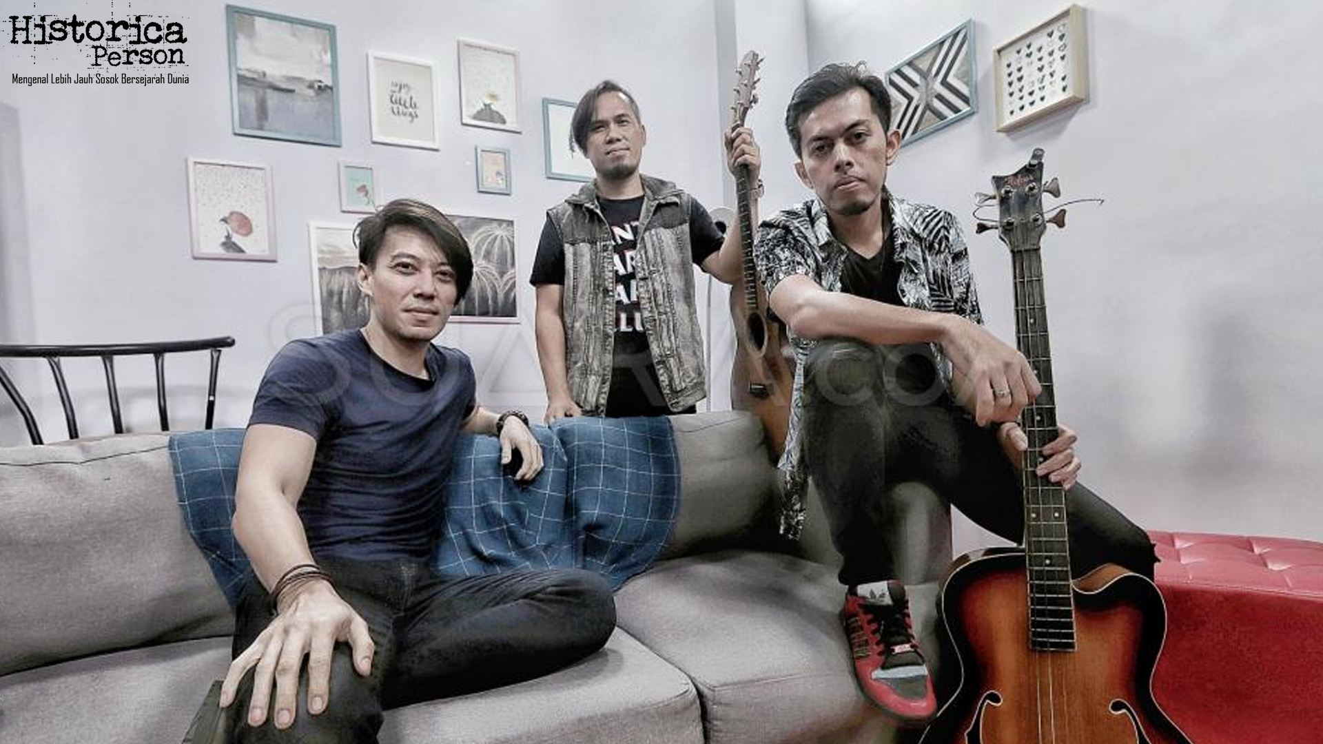 Suara Emas Penyanyi Drive Band dalam 3 Lagu Hits Terpopuler 4 Suara Emas Penyanyi Drive Band dalam 3 Lagu Hits Terpopuler