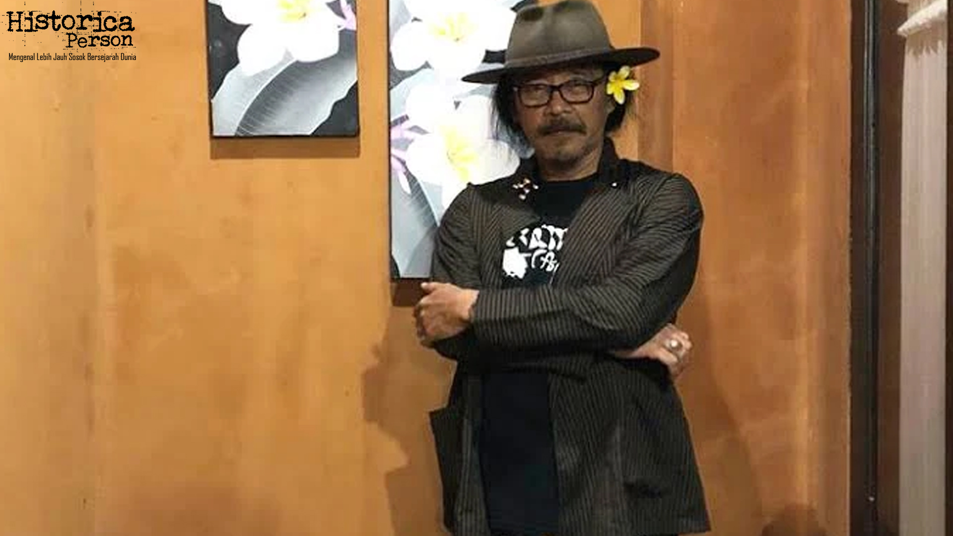 Sujiwo Tejo Tampilkan 5 Lagu Paling Ikonik yang Wajib Didengar 4 Sujiwo Tejo Tampilkan 5 Lagu Paling Ikonik yang Wajib Didengar