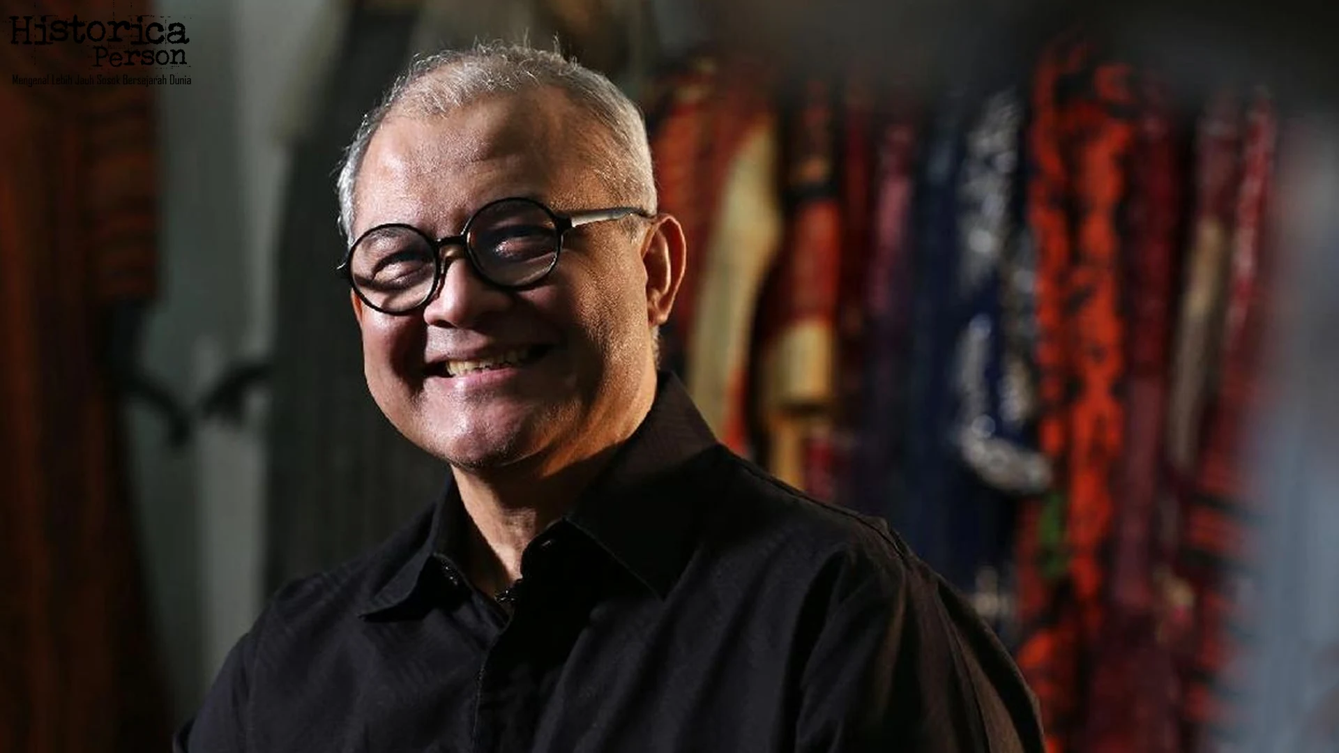 5 Kenangan dari Itang Yunasz yang Membuat Musiknya Abadi