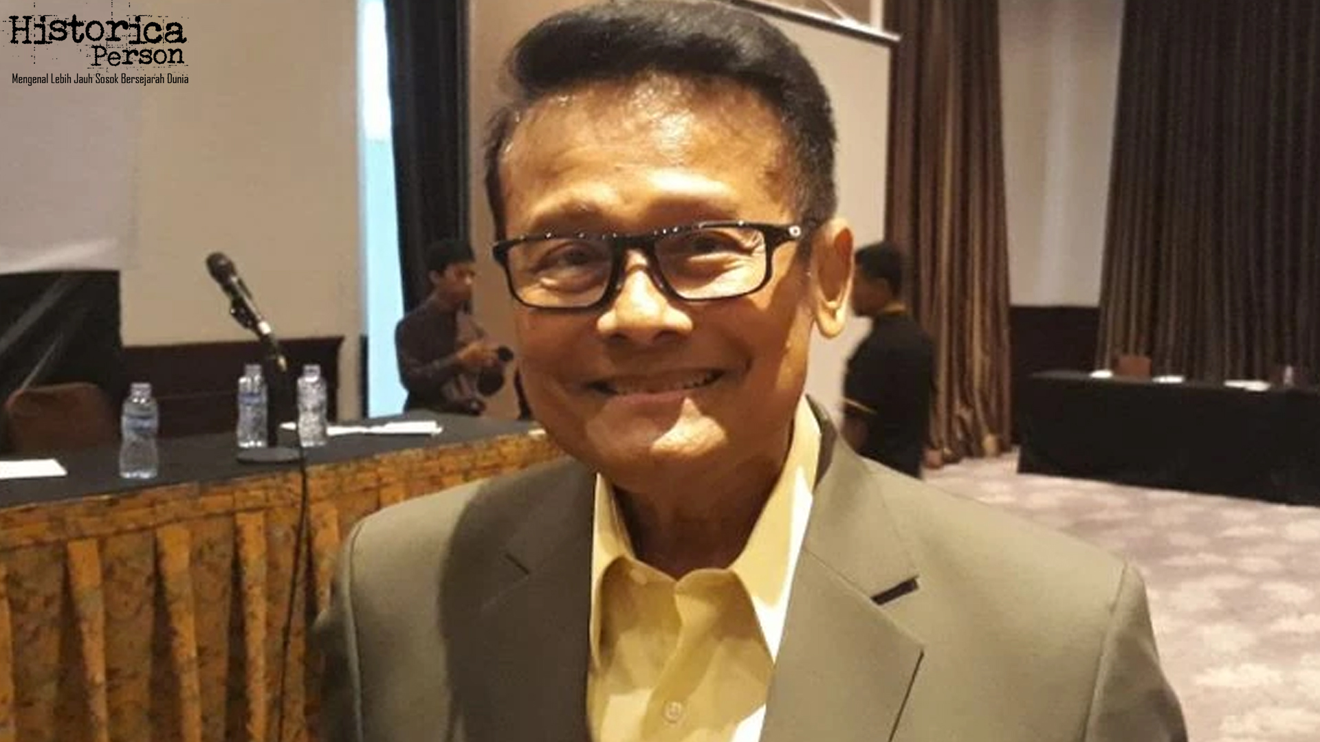 Koes Hendratmo dan 5 Pengaruh Musiknya yang Super Menarik