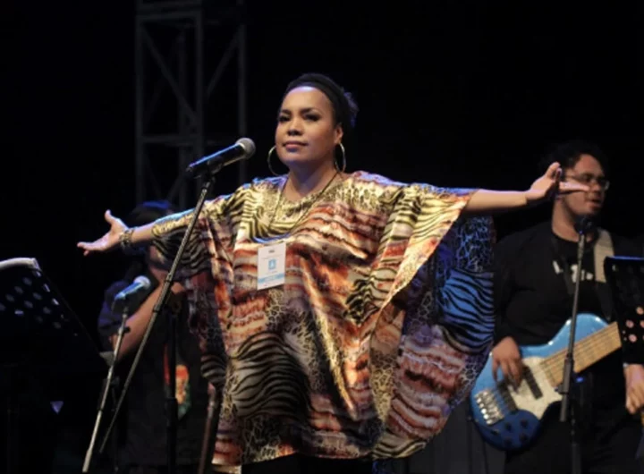 Penyanyi Lala Suwages Jadi 5 Ikon Musik Asli Indonesia yang Inspiratif