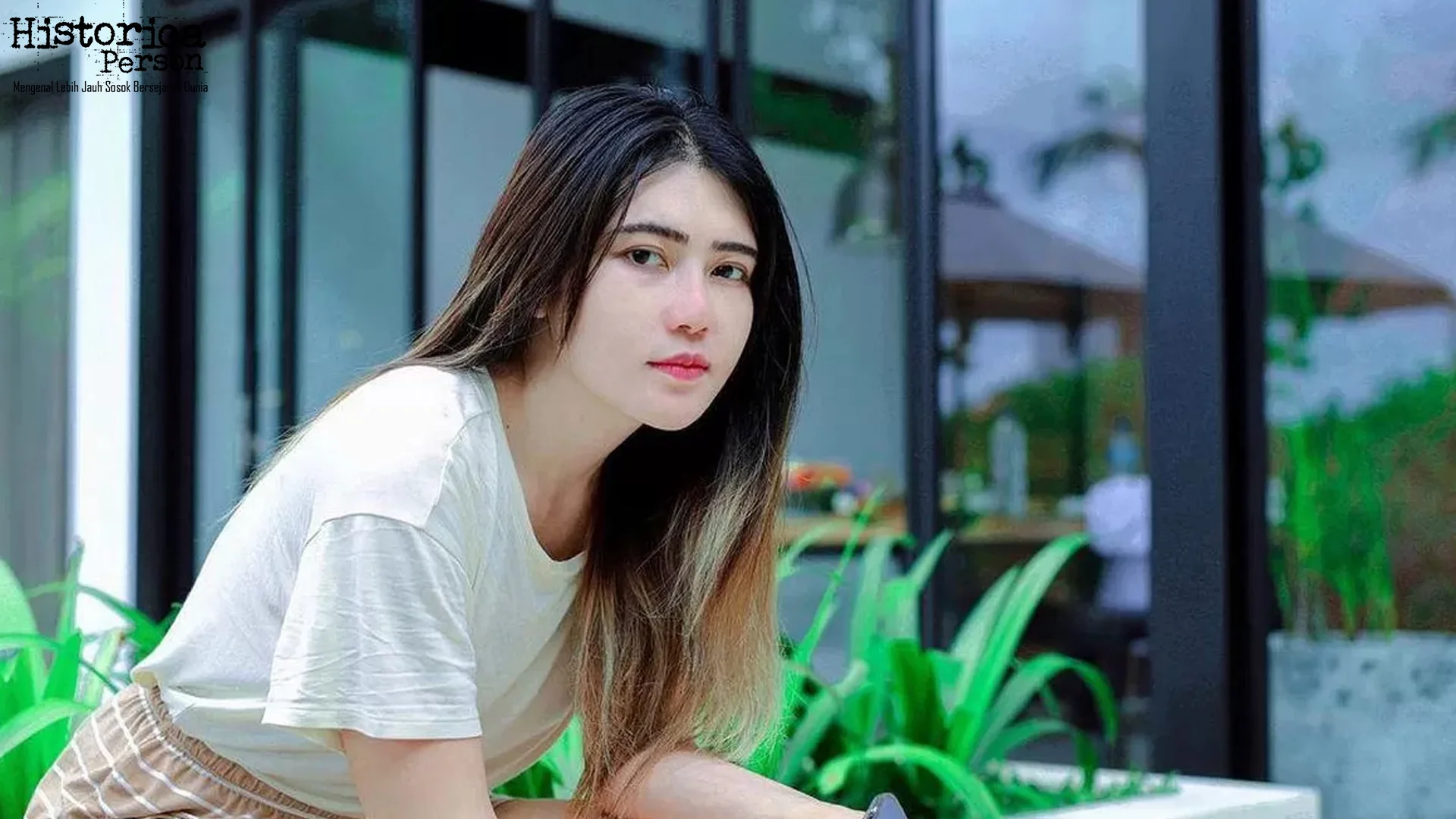 Via Vallen Hadir dengan 5 Kolaborasi Musik yang Bikin Fans Terkejut