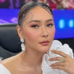 Inul Daratista 11 Tahun Konsisten Jadi Ratu Panggung Dangdut Populer