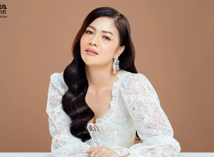 Hesty Aryatura 5 Gaya Bernyanyi Khas Yang Membius Pendengar Megah